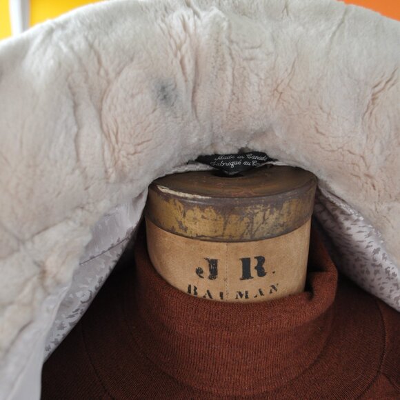 AZTEC REAL MINK COAT - Picture 9 of 13